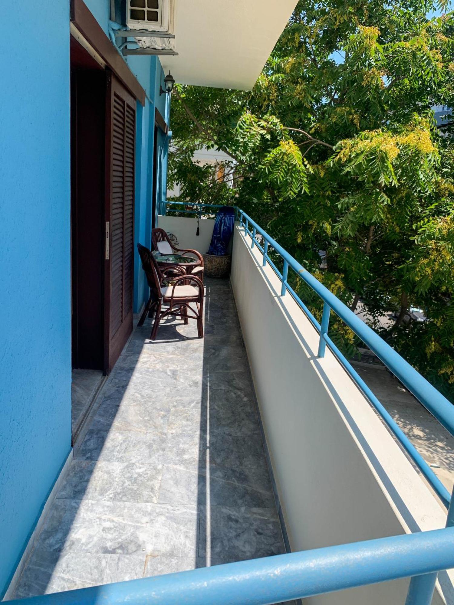 Stratos Seaside Corner Apartment Resmo Dış mekan fotoğraf