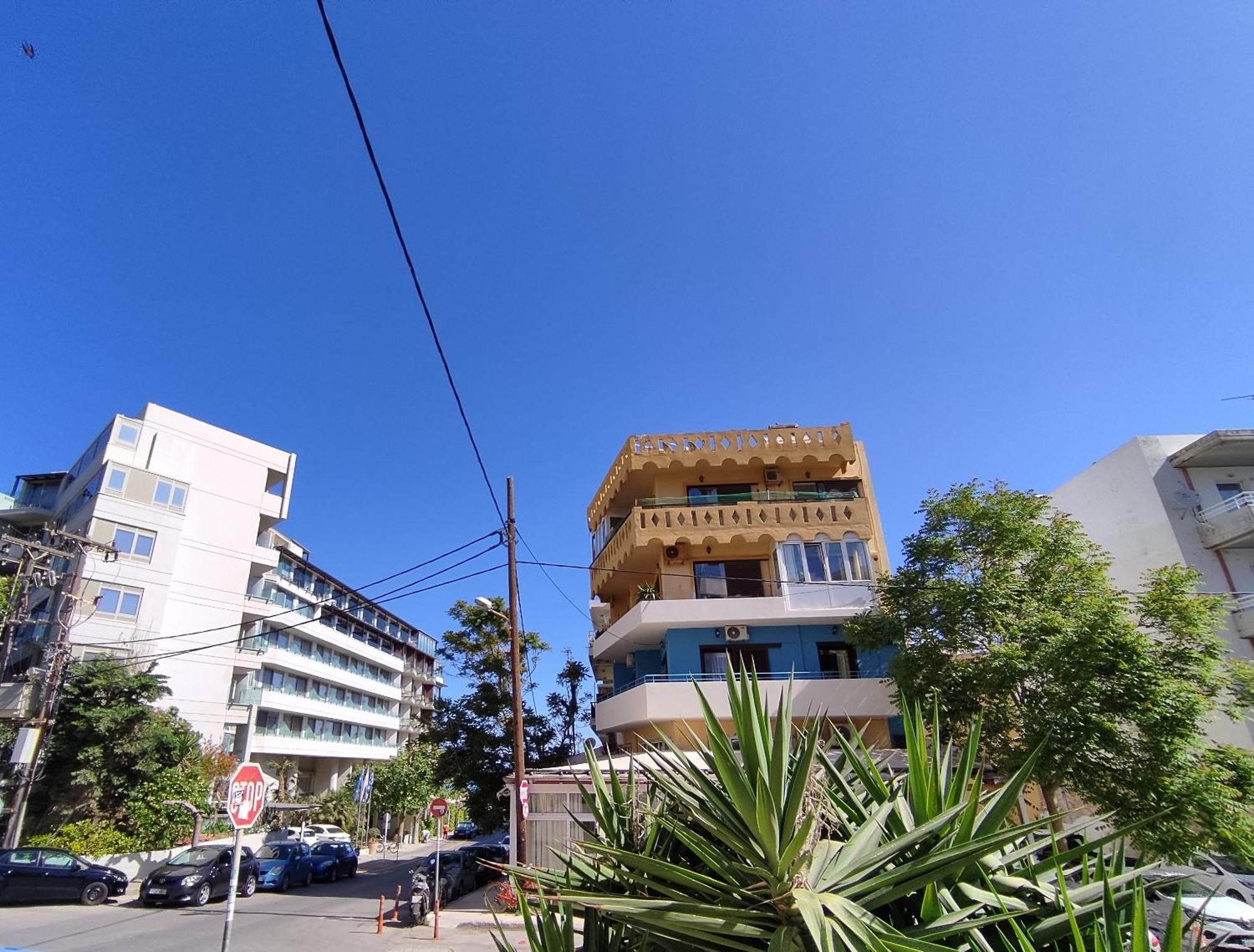 Stratos Seaside Corner Apartment Resmo Dış mekan fotoğraf